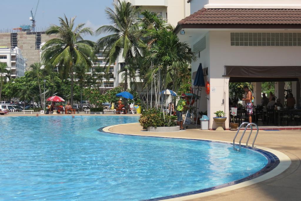 View Talay 1B Serviced Apartments Паттая Номер фото