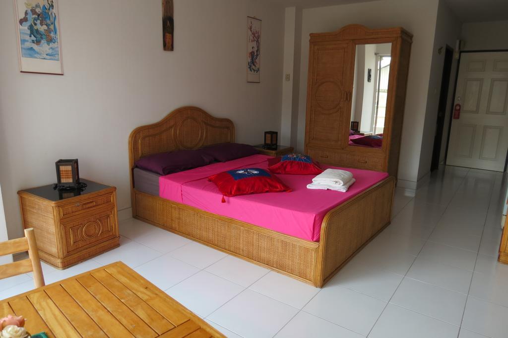 View Talay 1B Serviced Apartments Паттая Номер фото